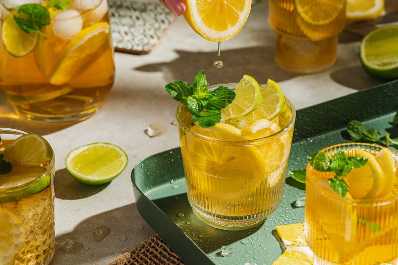 Sommerliche Teesorten: Entdecke erfrischende und fruchtige Aromen